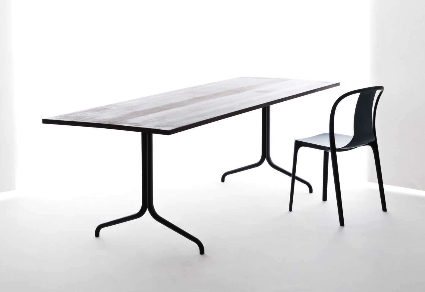 开云（中国） - 桌几|餐桌|办公家具|设计师家具|贝尔维尔餐桌