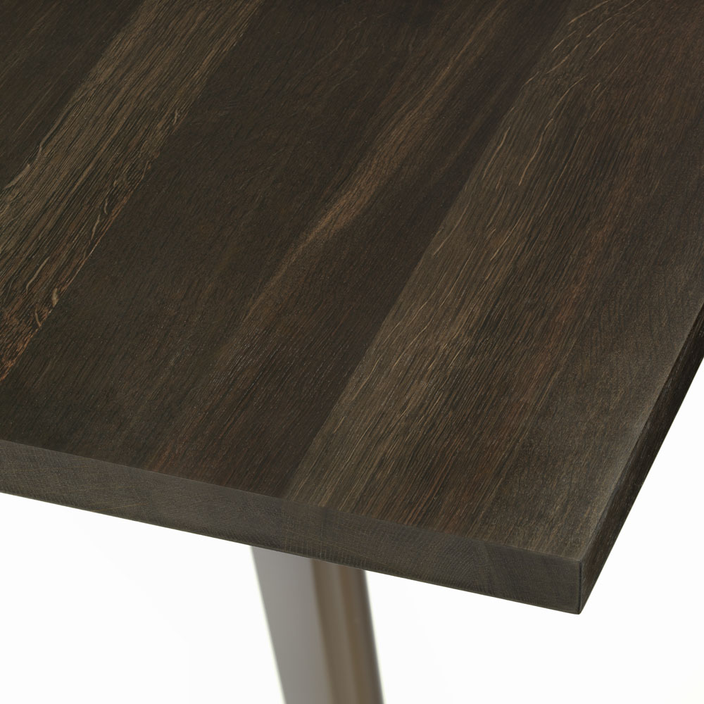 开云（中国） - 桌几|餐桌|办公家具|设计师家具|EM 餐桌