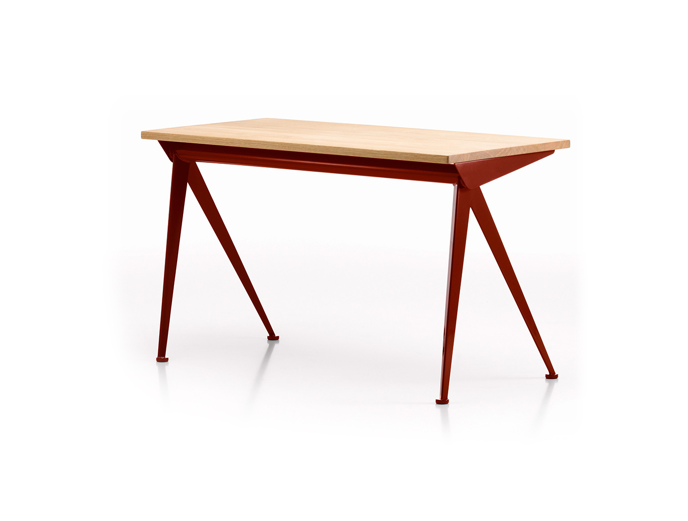 开云（中国） - 桌几|办公桌|办公家具|设计师家具|指南针方向桌