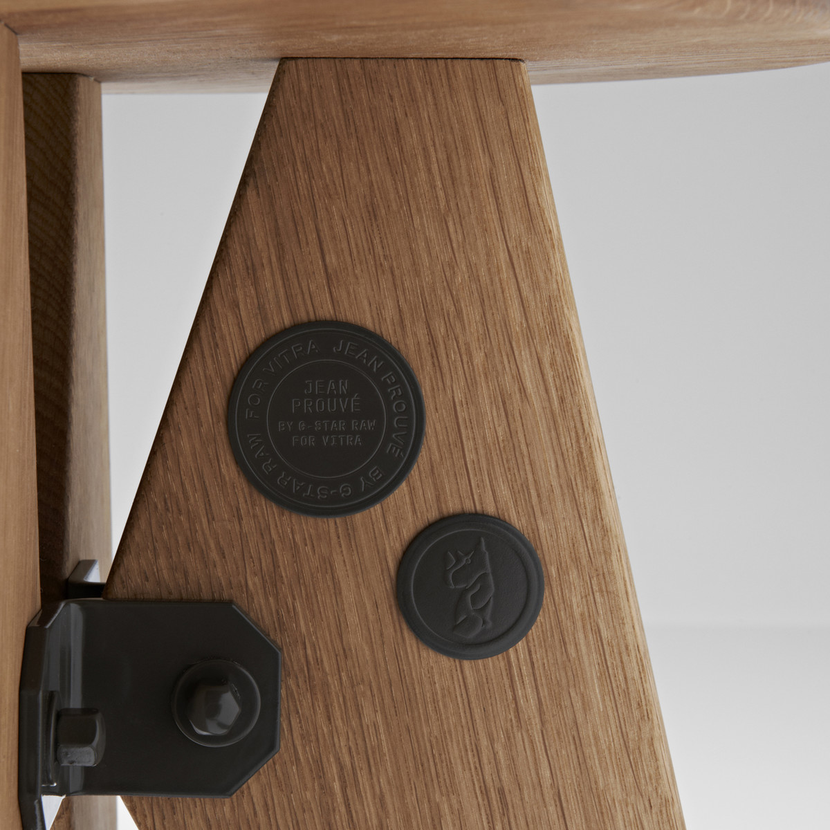 开云（中国） - 坐具|吧椅/凳子|办公家具|设计师家具|苏威小凳子/边几