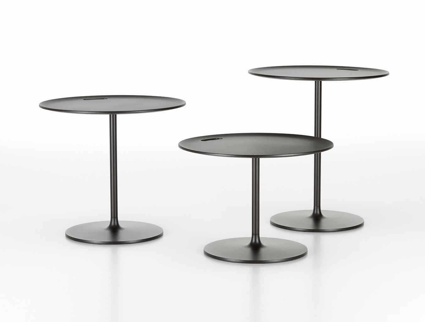 开云（中国） - 桌几|茶几/边几|办公家具|设计师家具|Occasional茶几