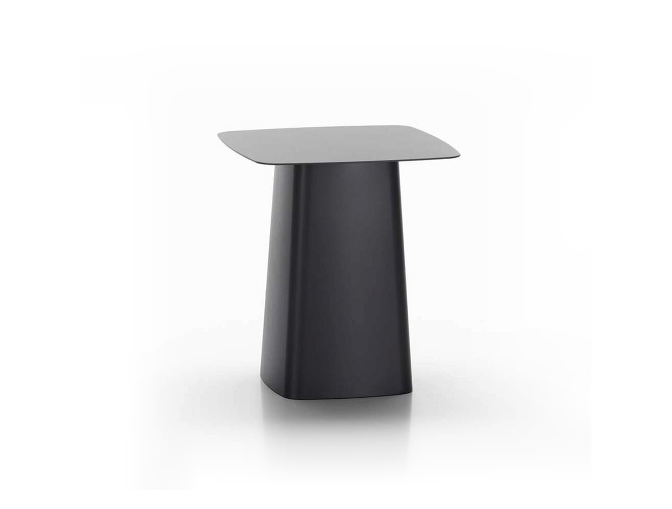 开云（中国） - 桌几|茶几/边几|办公家具|设计师家具|Wooden 边几