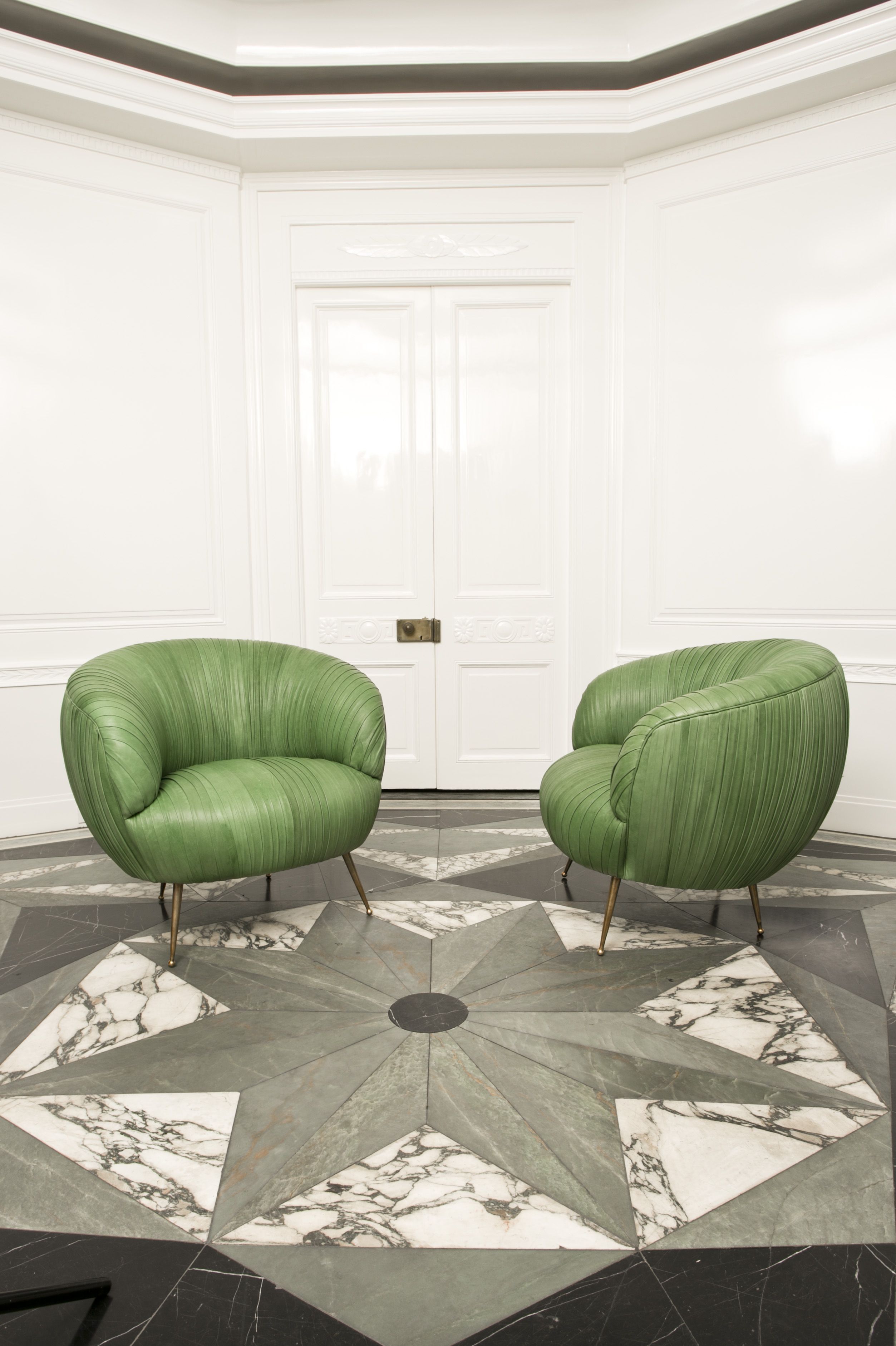 开云（中国） - 坐具|休闲椅|办公家具|设计师家具|舒芙蕾休闲椅