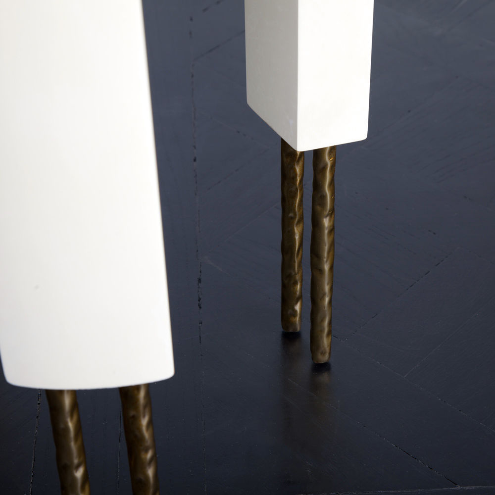 开云（中国） - 桌几|茶几/边几|办公家具|设计师家具|Melange边几