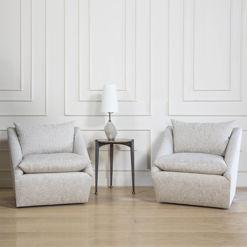 开云（中国） - 桌几|茶几/边几|办公家具|设计师家具|Garcon边几