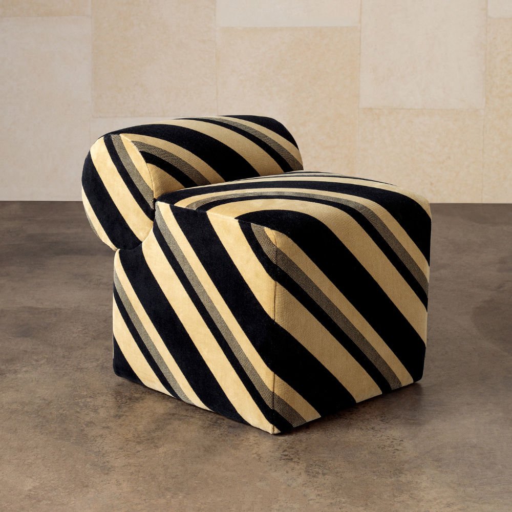 开云（中国） - 坐具|吧椅/凳子|办公家具|设计师家具|球形矮墩