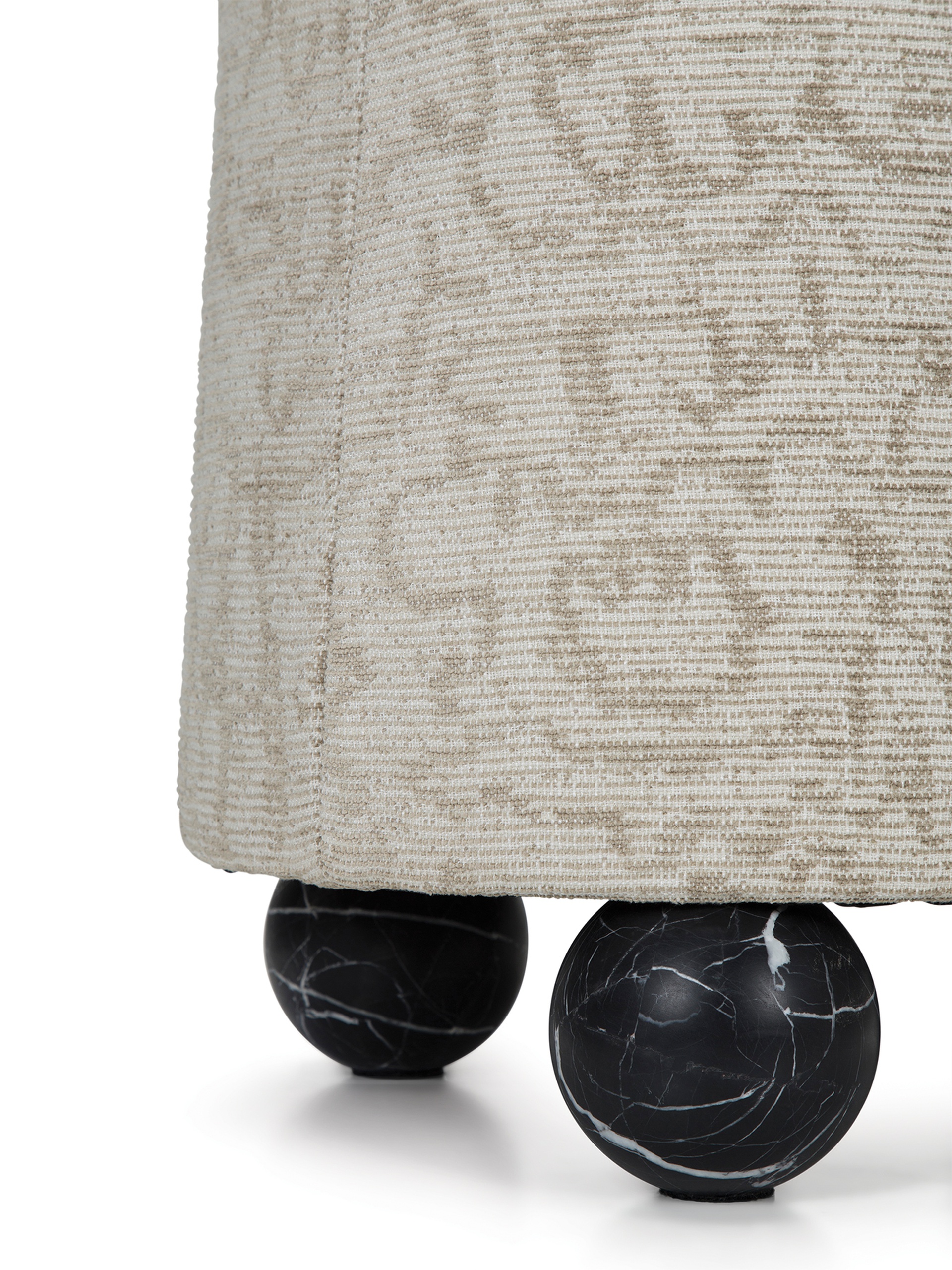 开云（中国） - 坐具|吧椅/凳子|办公家具|设计师家具|塞尔玛矮凳