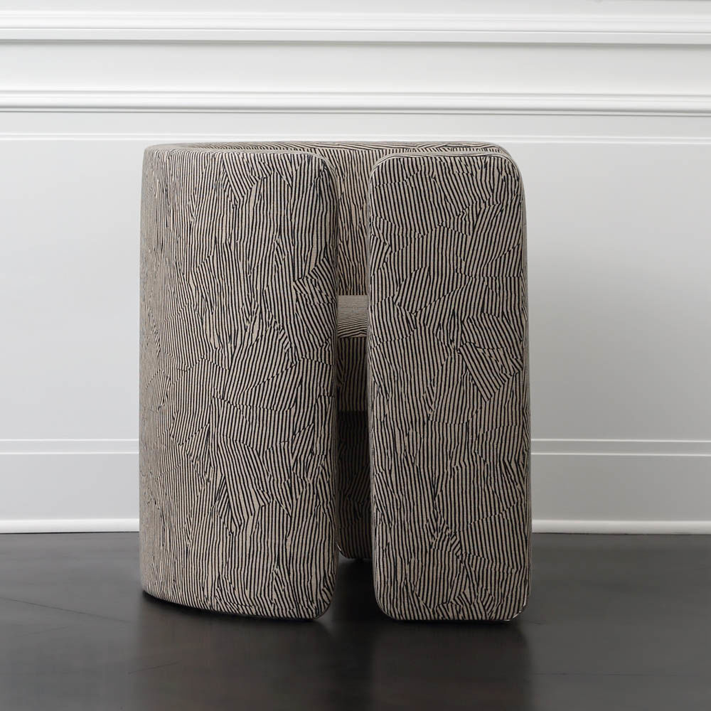 开云（中国） - 坐具|休闲椅|办公家具|设计师家具|费尔法克斯椅