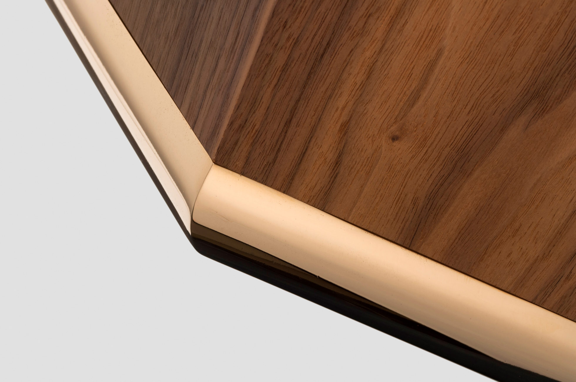 开云（中国） - 桌几|茶几/边几|办公家具|设计师家具|antern 茶几