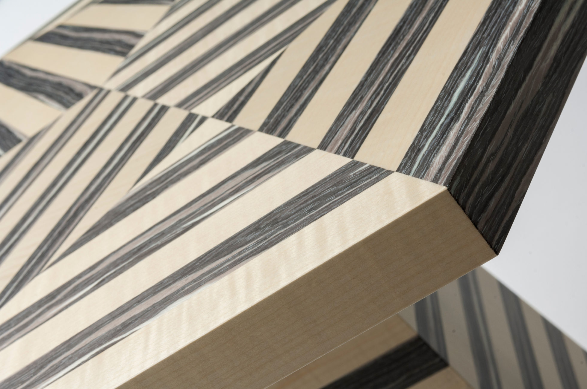 开云（中国） - 桌几|餐桌|办公家具|设计师家具|animatic large 桌子