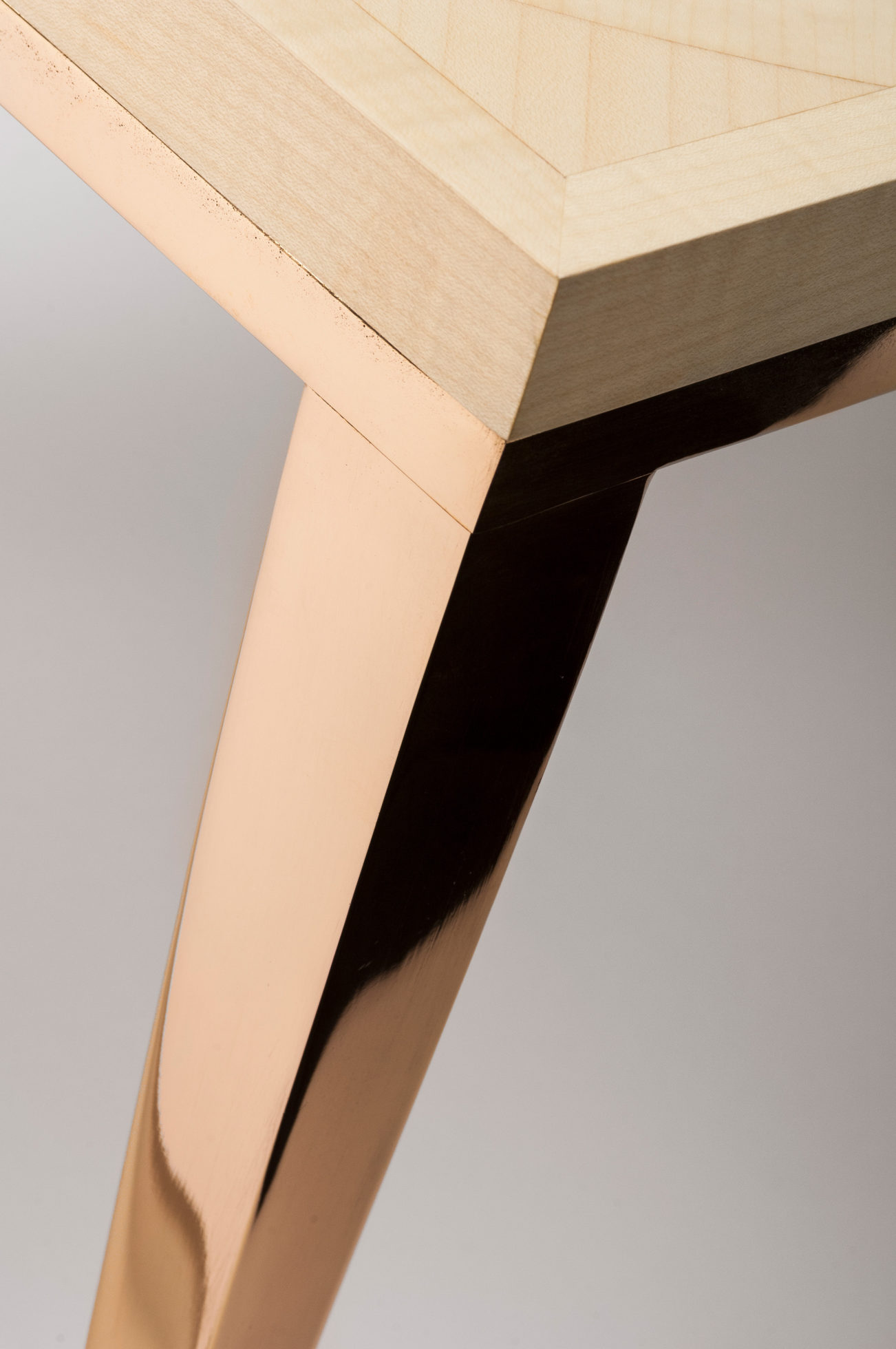 开云（中国） - 桌几|茶几/边几|办公家具|设计师家具|catalyst four circle 桌子