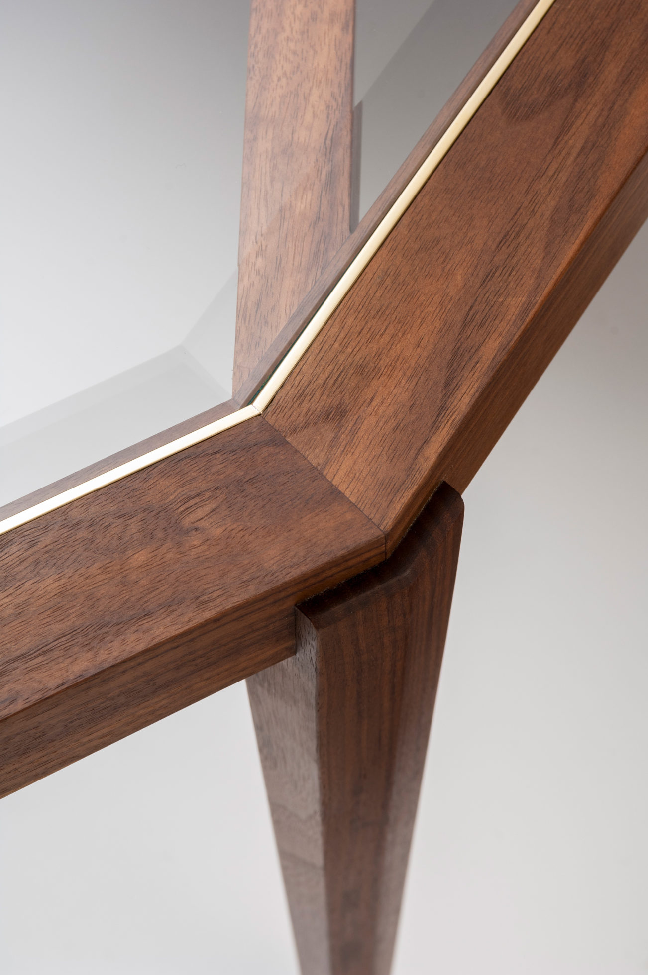 开云（中国） - 桌几|茶几/边几|办公家具|设计师家具|archebee 茶几