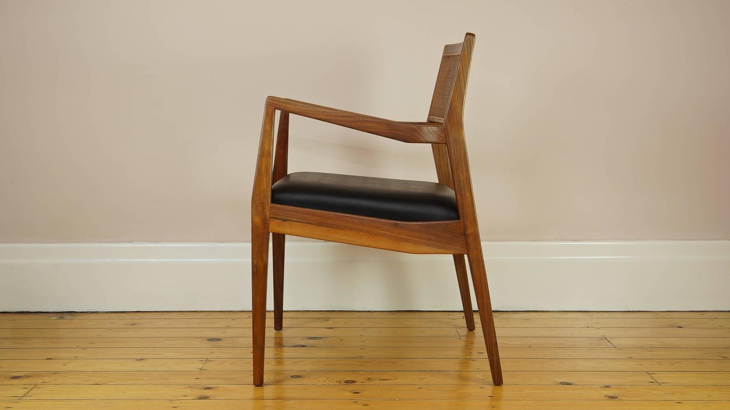 开云（中国） - 坐具|餐椅|办公家具|设计师家具|risom 椅子