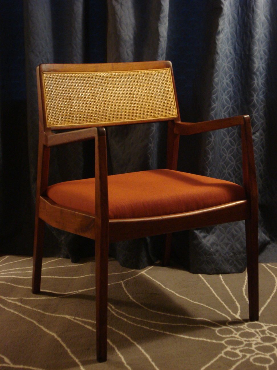 开云（中国） - 坐具|餐椅|办公家具|设计师家具|risom 椅子