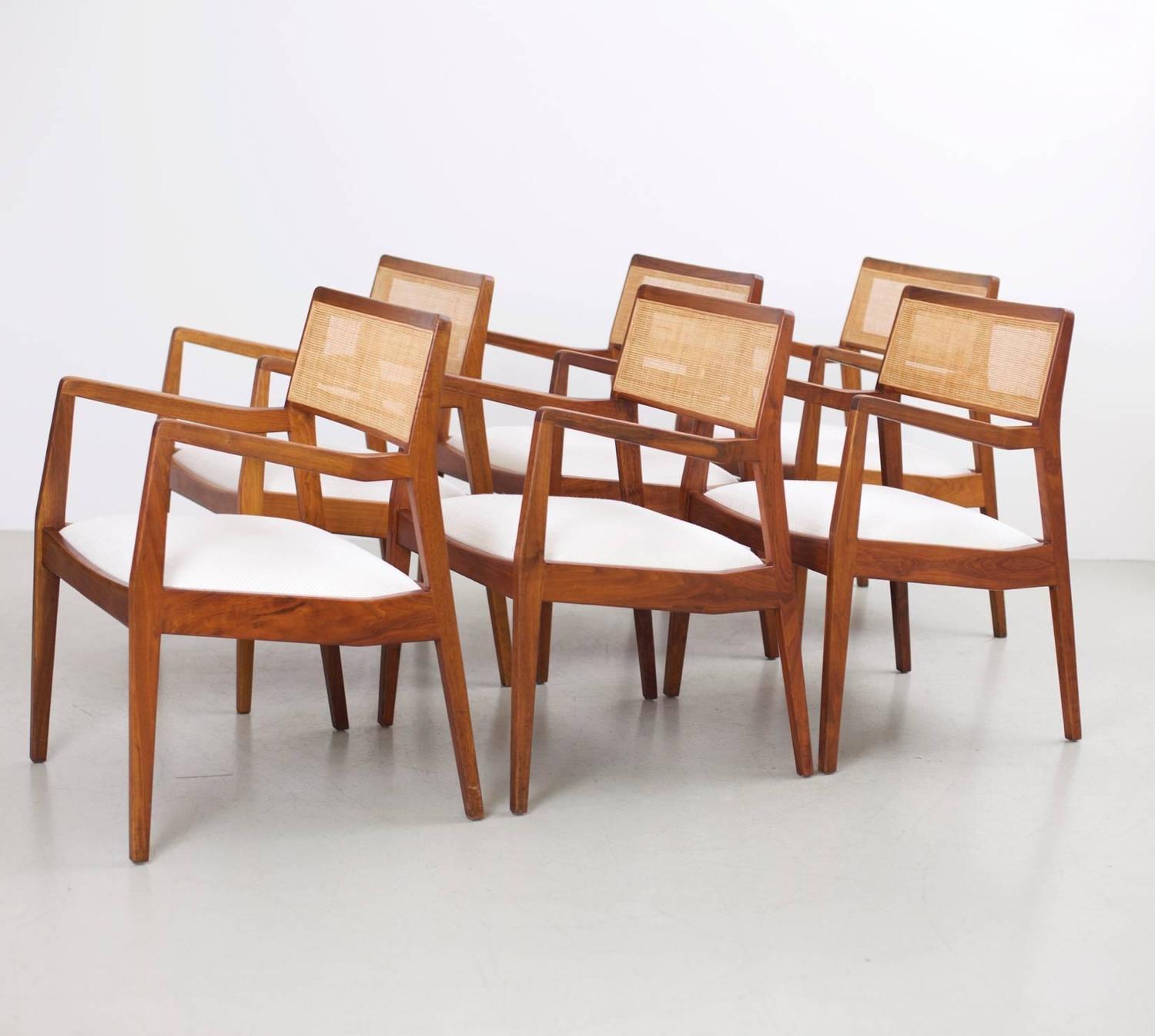 开云（中国） - 坐具|餐椅|办公家具|设计师家具|risom 椅子