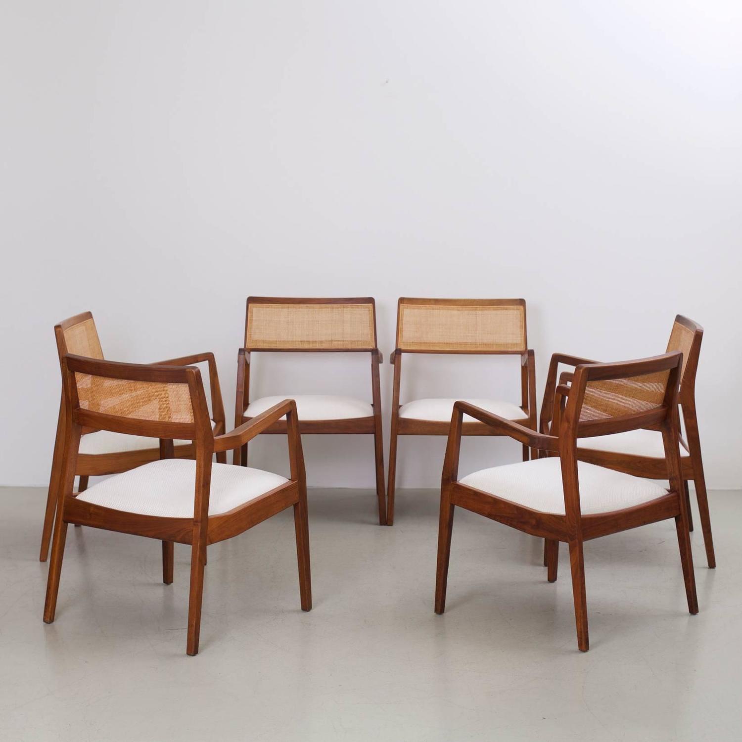 开云（中国） - 坐具|餐椅|办公家具|设计师家具|risom 椅子