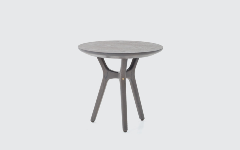 开云（中国） - 桌几|咖啡桌|办公家具|设计师家具|Ren 咖啡桌