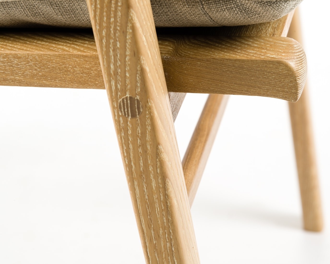 开云（中国） - 坐具|餐椅|办公家具|设计师家具|ren 餐椅