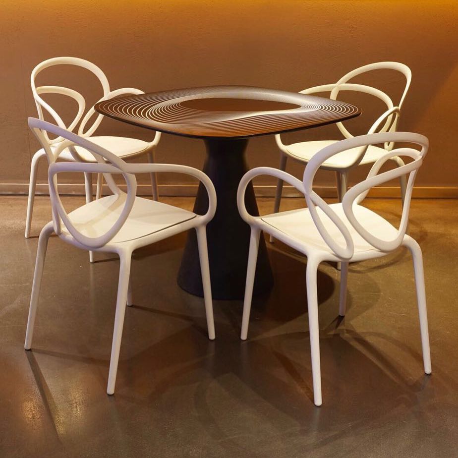 开云（中国） - 坐具|餐椅|办公家具|设计师家具|Loop餐椅