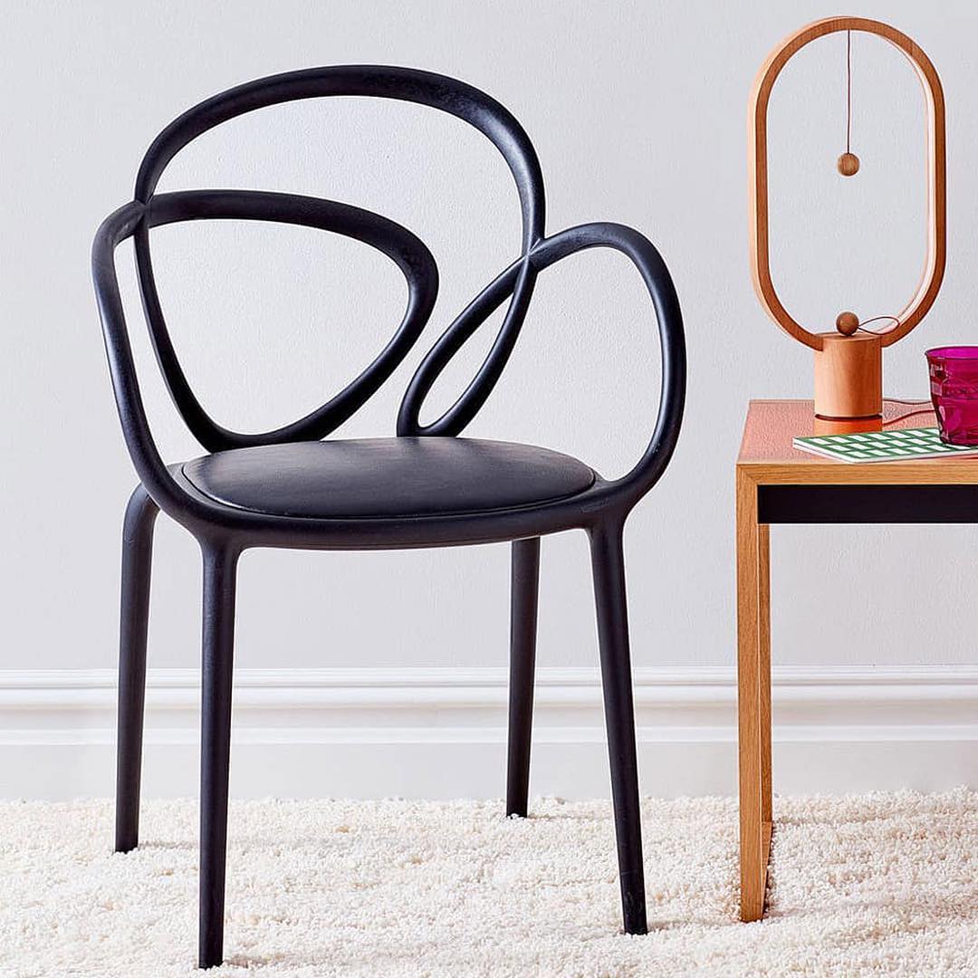 开云（中国） - 坐具|餐椅|办公家具|设计师家具|Loop餐椅