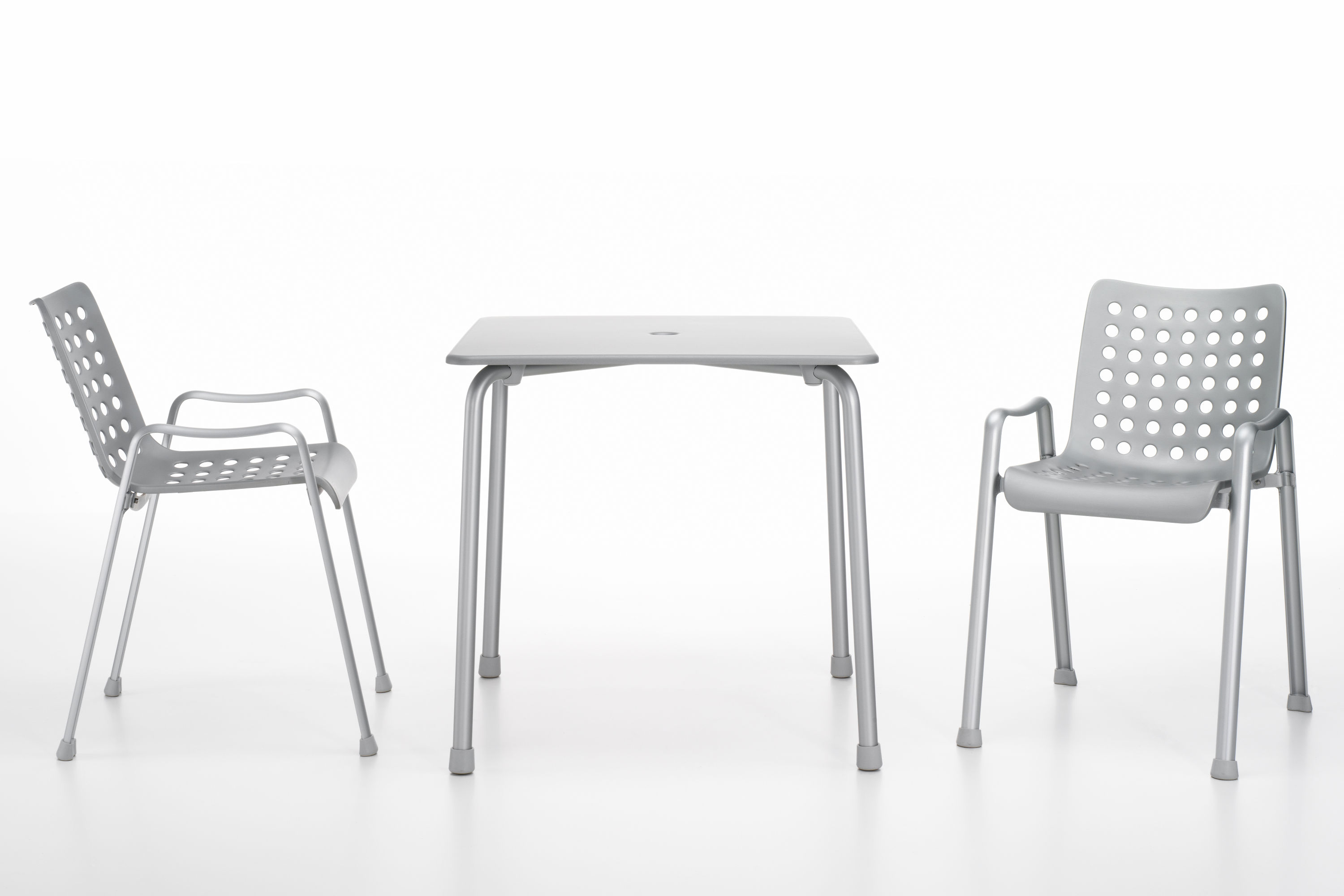 开云（中国） - 桌几|餐桌|办公家具|设计师家具|戴维户外餐桌