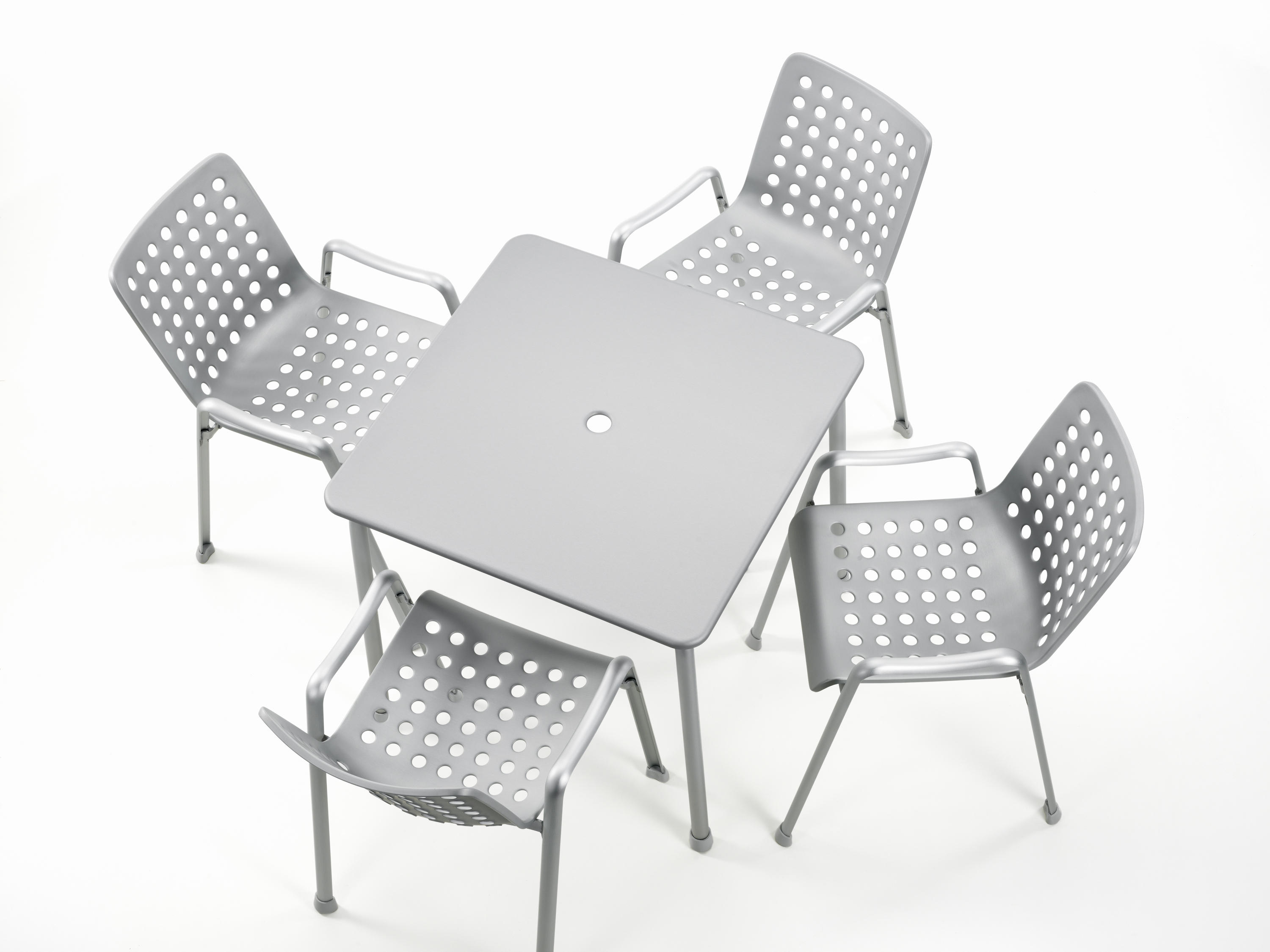 开云（中国） - 坐具|餐椅|办公家具|设计师家具|兰迪户外餐椅