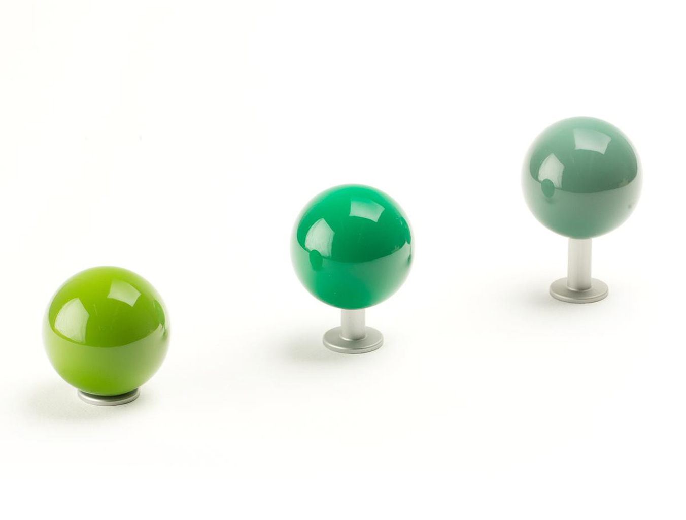 开云（中国） - 附件|衣帽架|办公家具|设计师家具|衣服挂钩