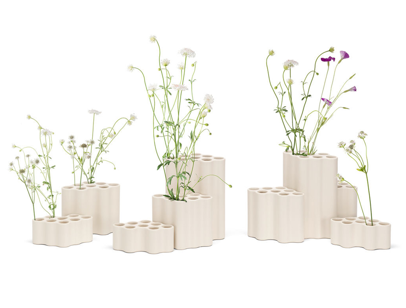 开云（中国） - 附件|花器|办公家具|设计师家具|云朵花瓶