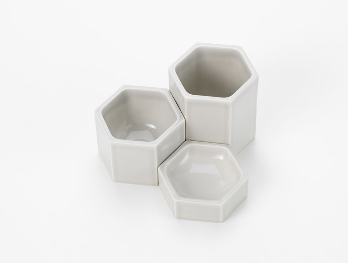 开云（中国） - 附件|花器|办公家具|设计师家具|六角形容器