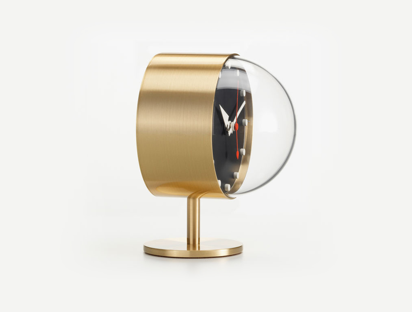 开云（中国） - 附件|钟表|办公家具|设计师家具|台钟