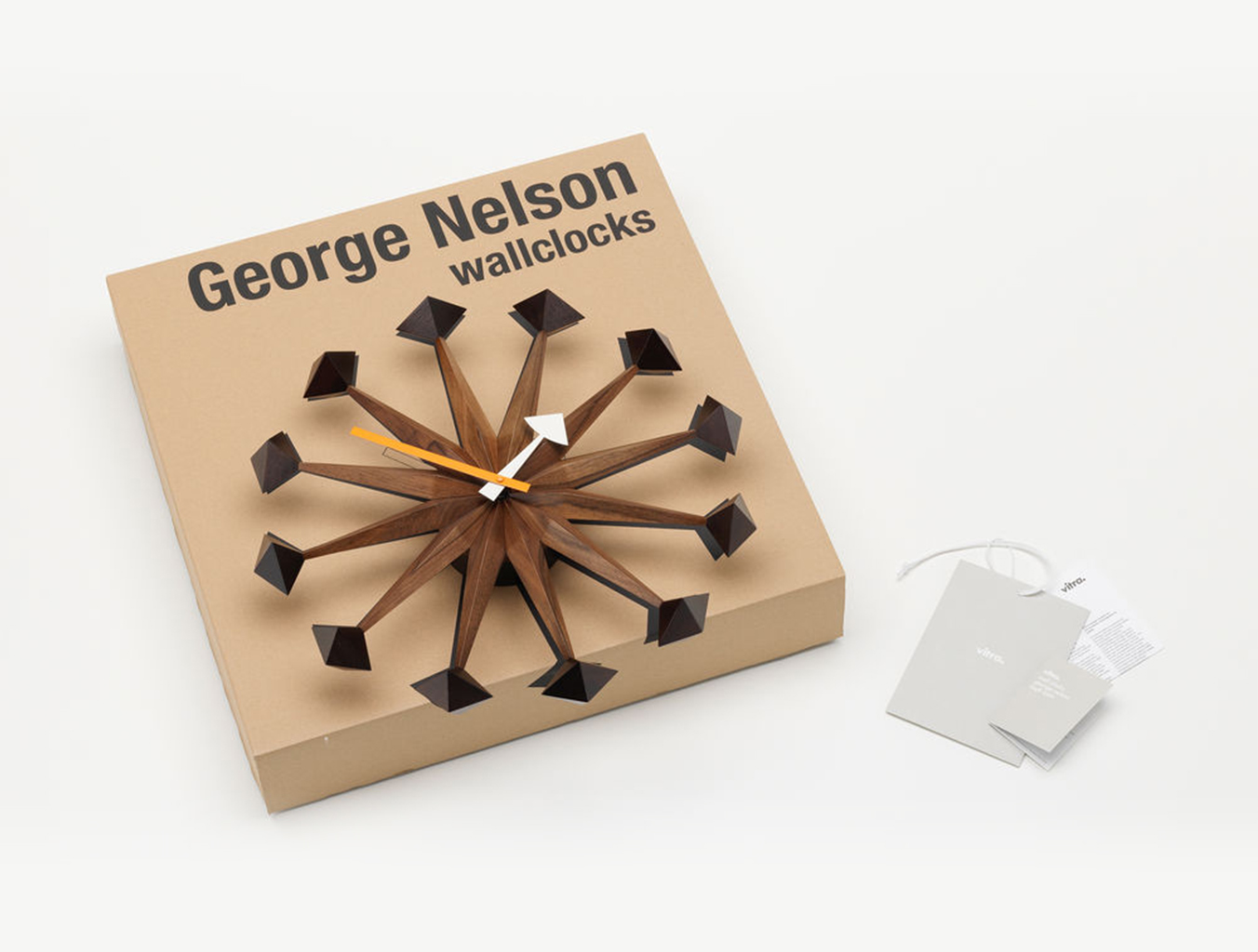 开云（中国） - 附件|钟表|办公家具|设计师家具|挂钟 - 多边形时钟