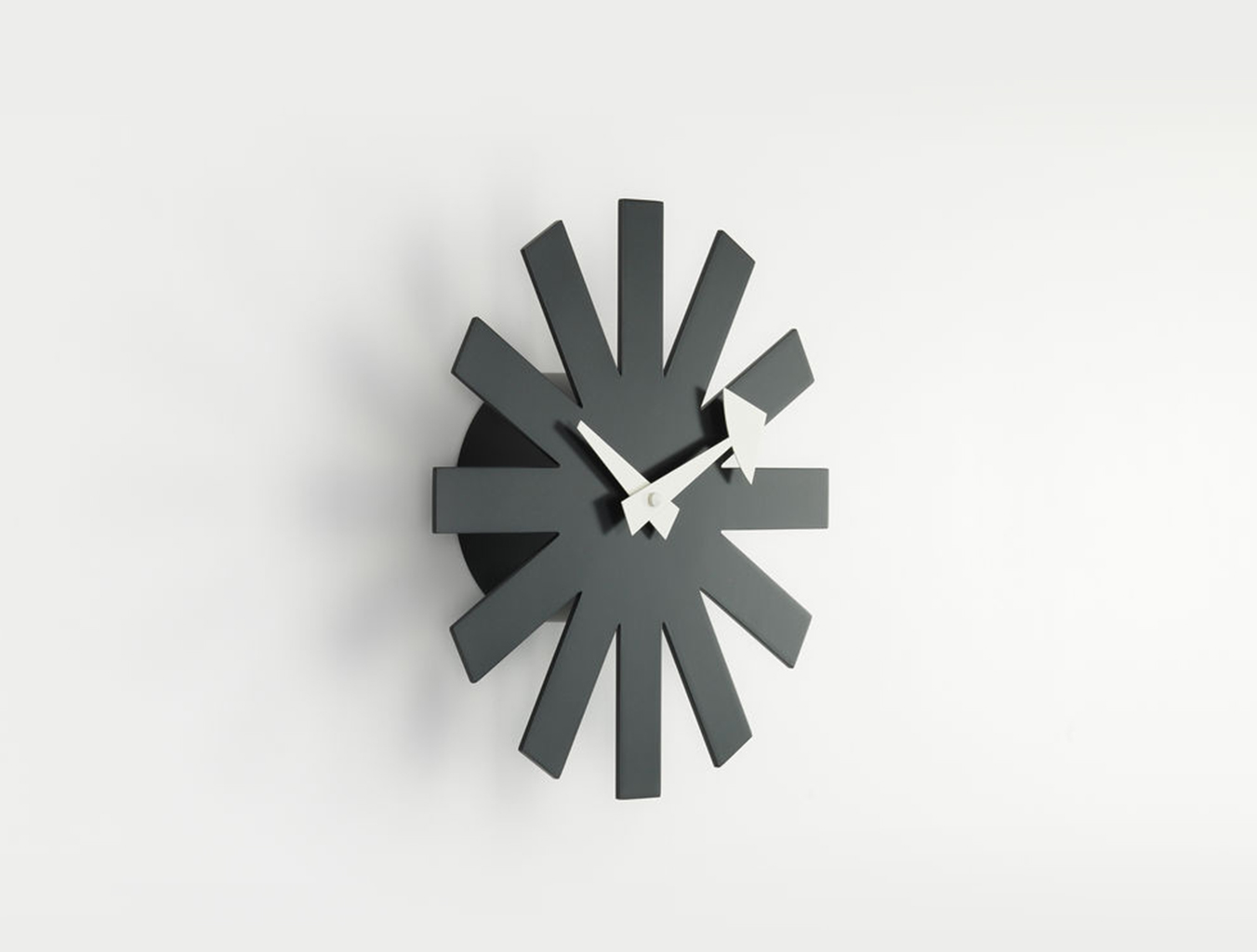 开云（中国） - 附件|钟表|办公家具|设计师家具|挂钟 - 星号时钟