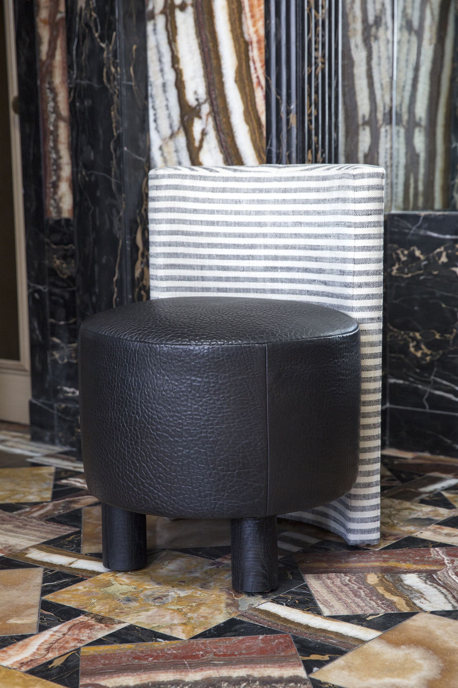 开云（中国） - 坐具|吧椅/凳子|办公家具|设计师家具|威洛比凳子