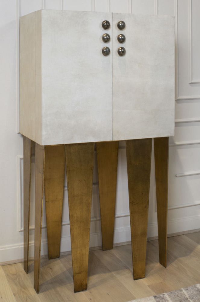 开云（中国） - 储物|储物柜|办公家具|设计师家具|格里菲斯柜子