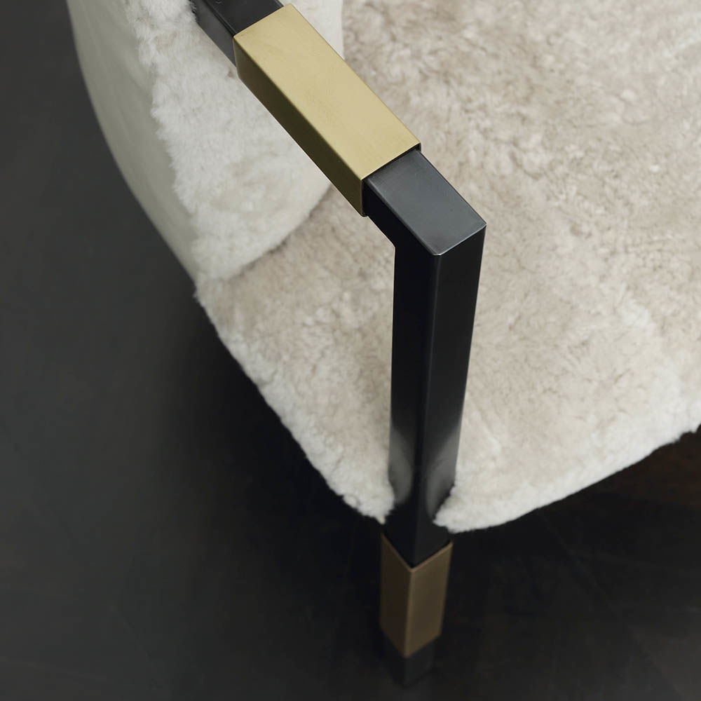 开云（中国） - 坐具|沙发|办公家具|设计师家具|Larchmont沙发