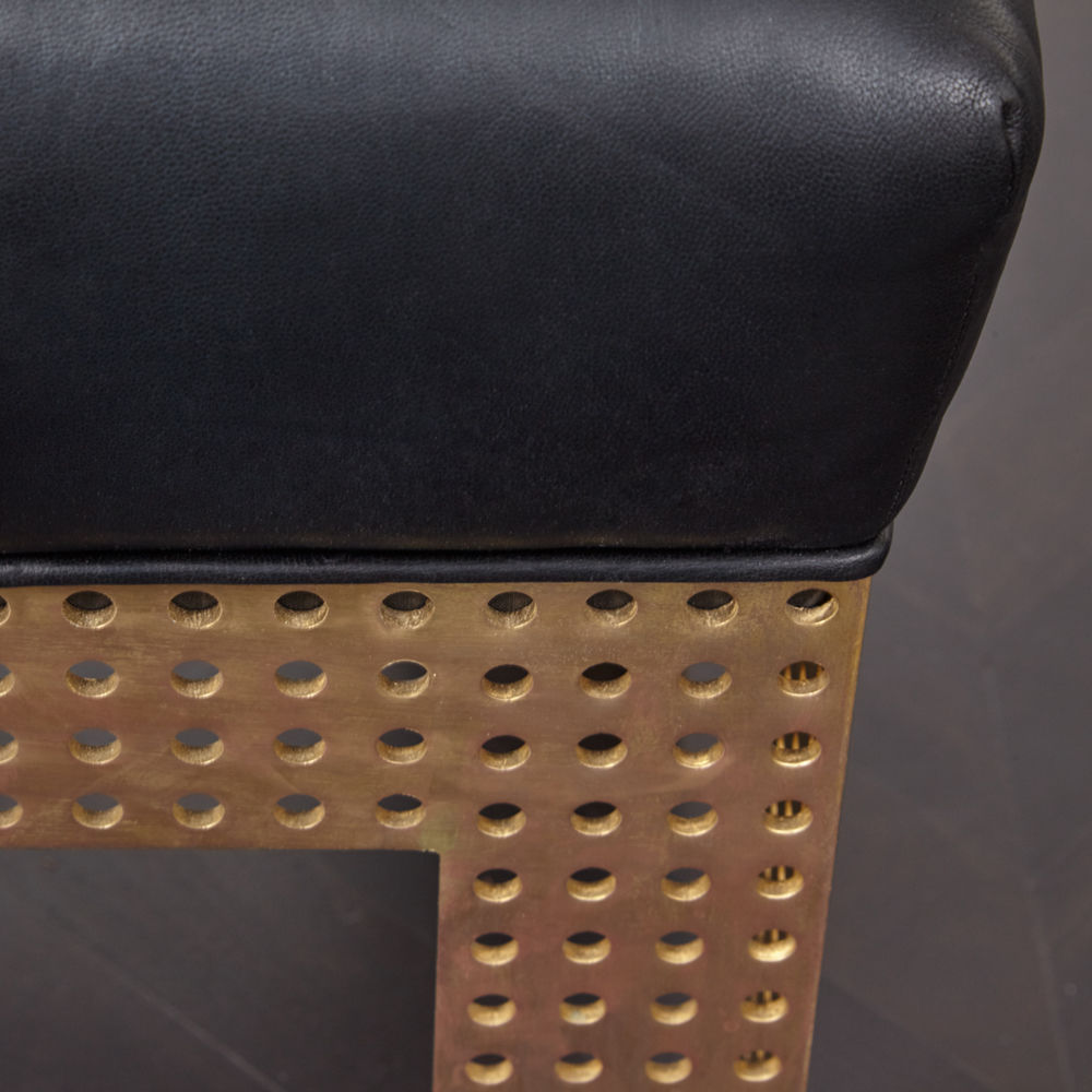 开云（中国） - 坐具|吧椅/凳子|办公家具|设计师家具|精密脚凳