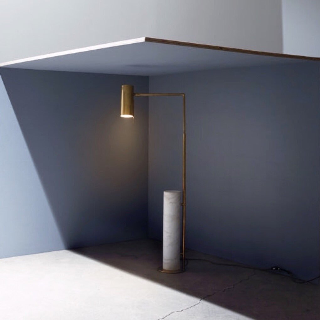 开云（中国） - 灯饰|落地灯|办公家具|设计师家具|阿尔玛落地灯