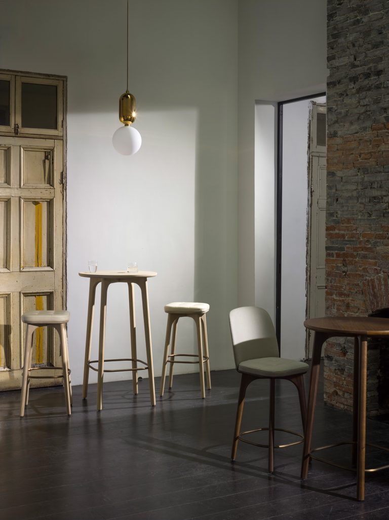 开云（中国） - 桌几|咖啡桌|办公家具|设计师家具|Utility 咖啡桌