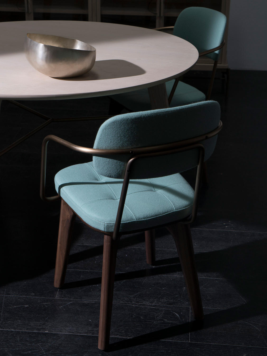 开云（中国） - 坐具|餐椅|办公家具|设计师家具|Utility 餐椅