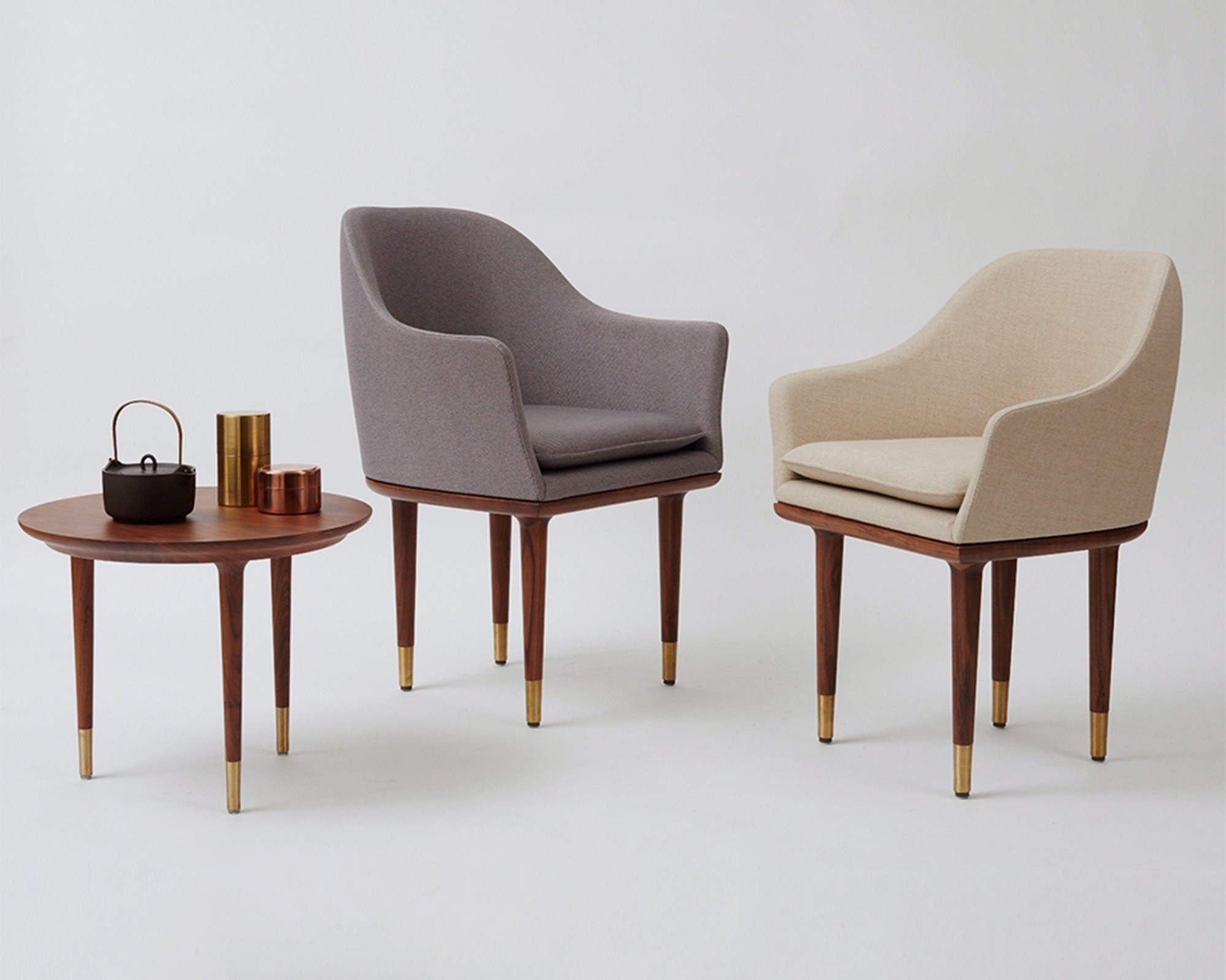 开云（中国） - 桌几|茶几/边几|办公家具|设计师家具|露娜 边桌