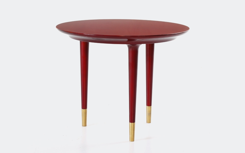 开云（中国） - 桌几|茶几/边几|办公家具|设计师家具|露娜 边桌