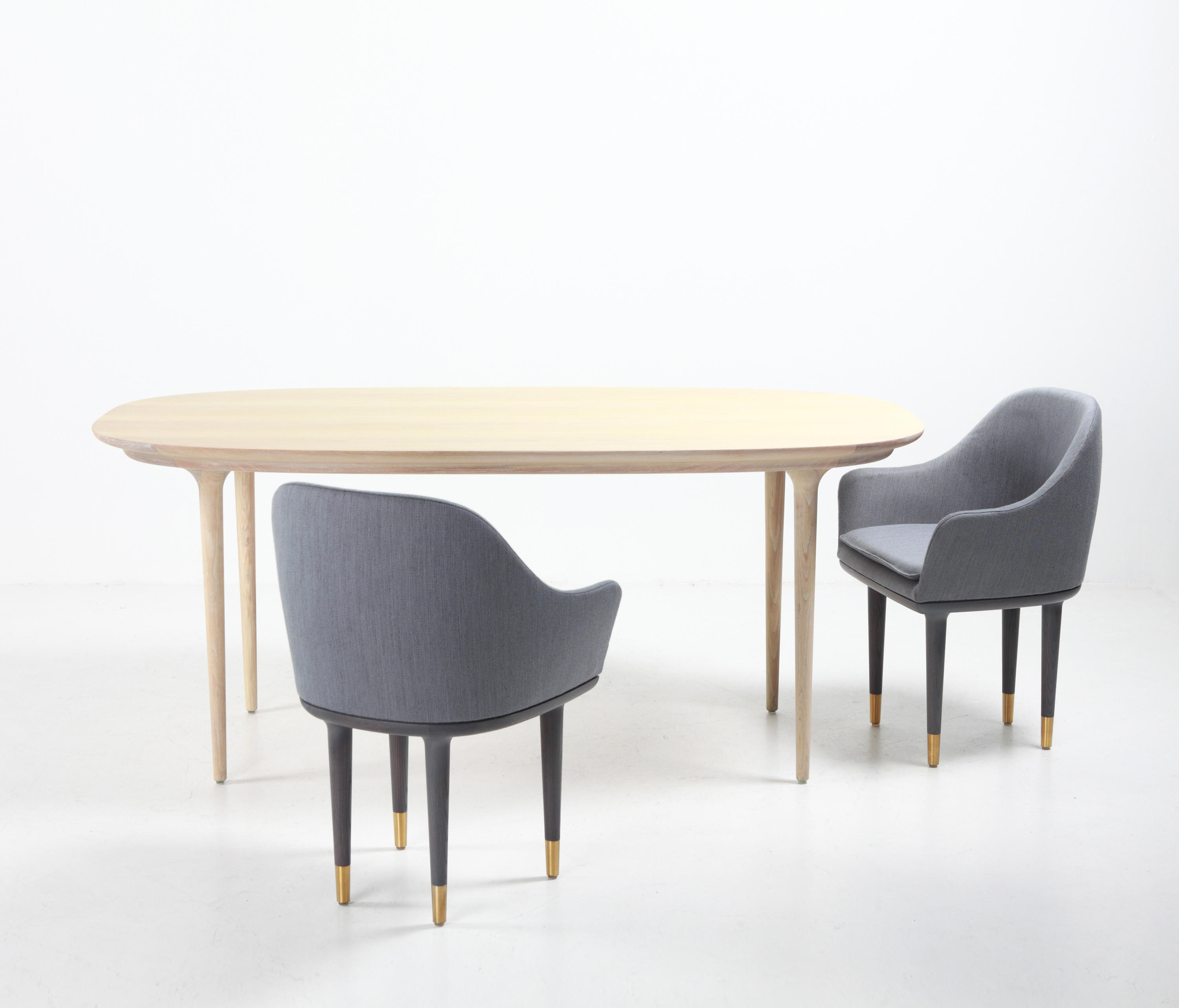 开云（中国） - 坐具|餐椅|办公家具|设计师家具|露娜餐椅