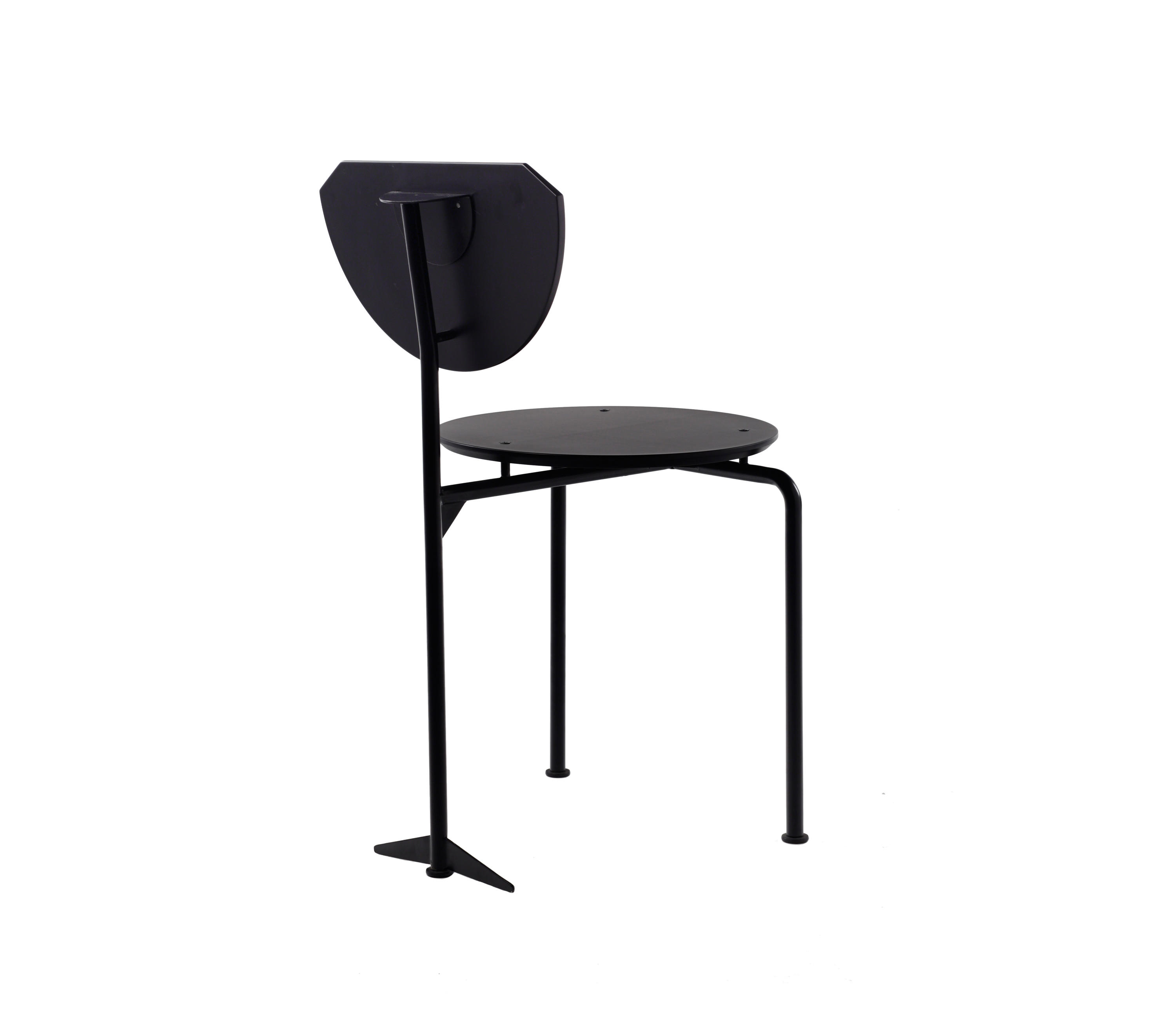 开云（中国） - 坐具|餐椅|办公家具|设计师家具|卡罗三字椅