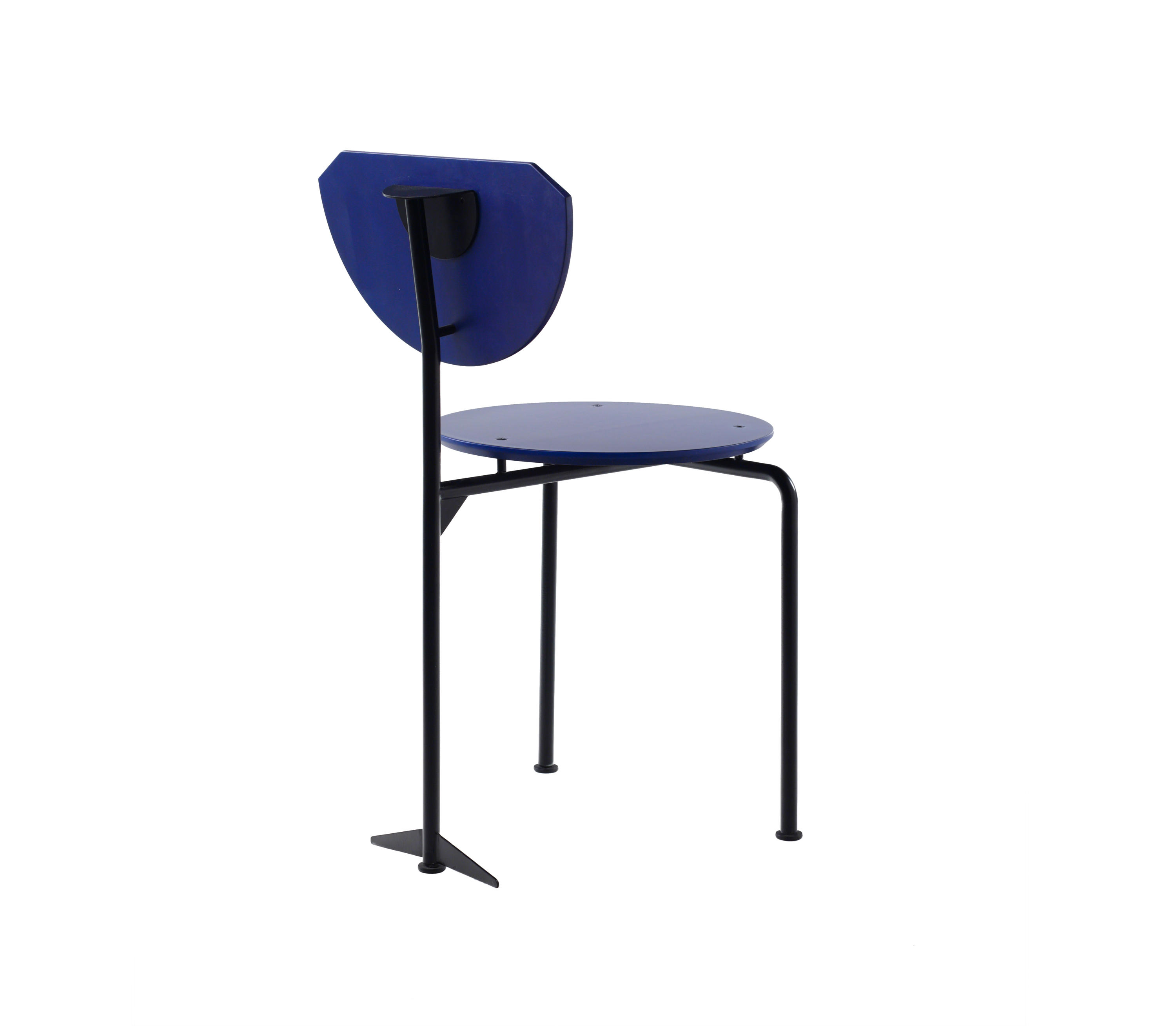 开云（中国） - 坐具|餐椅|办公家具|设计师家具|卡罗三字椅