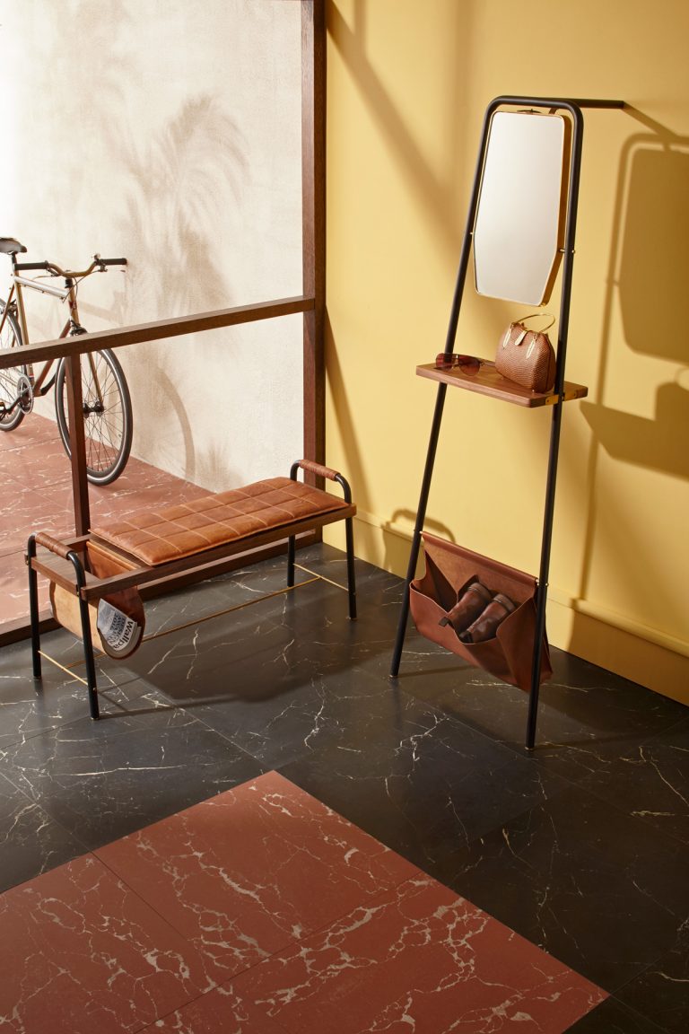 开云（中国） - 储物|储物柜|办公家具|设计师家具|Valet 梳妆架