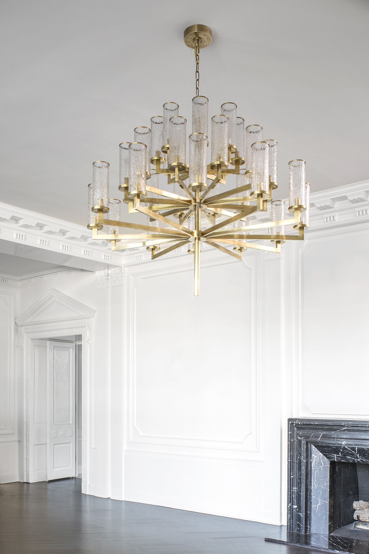 开云（中国） - 灯饰|吊灯|办公家具|设计师家具|Liaison枝形吊灯