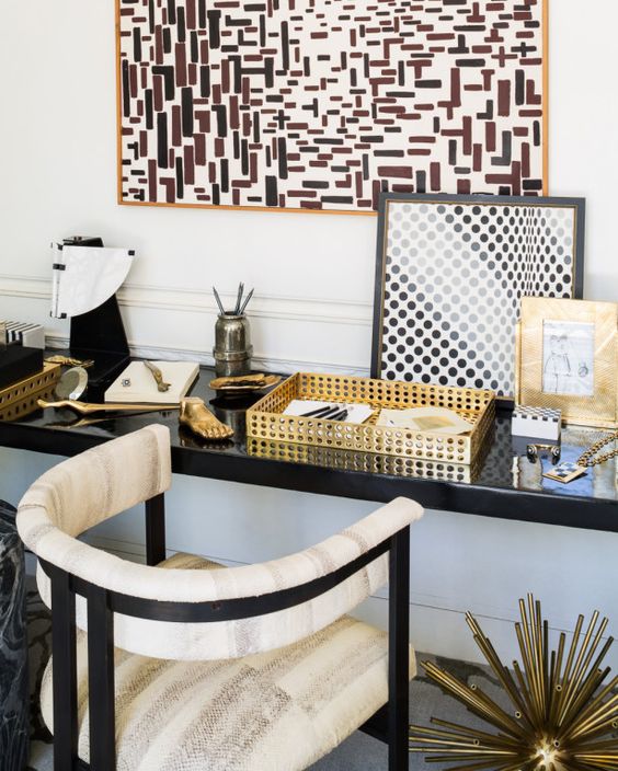 开云（中国） - 附件|托盘|办公家具|设计师家具|精密托盘