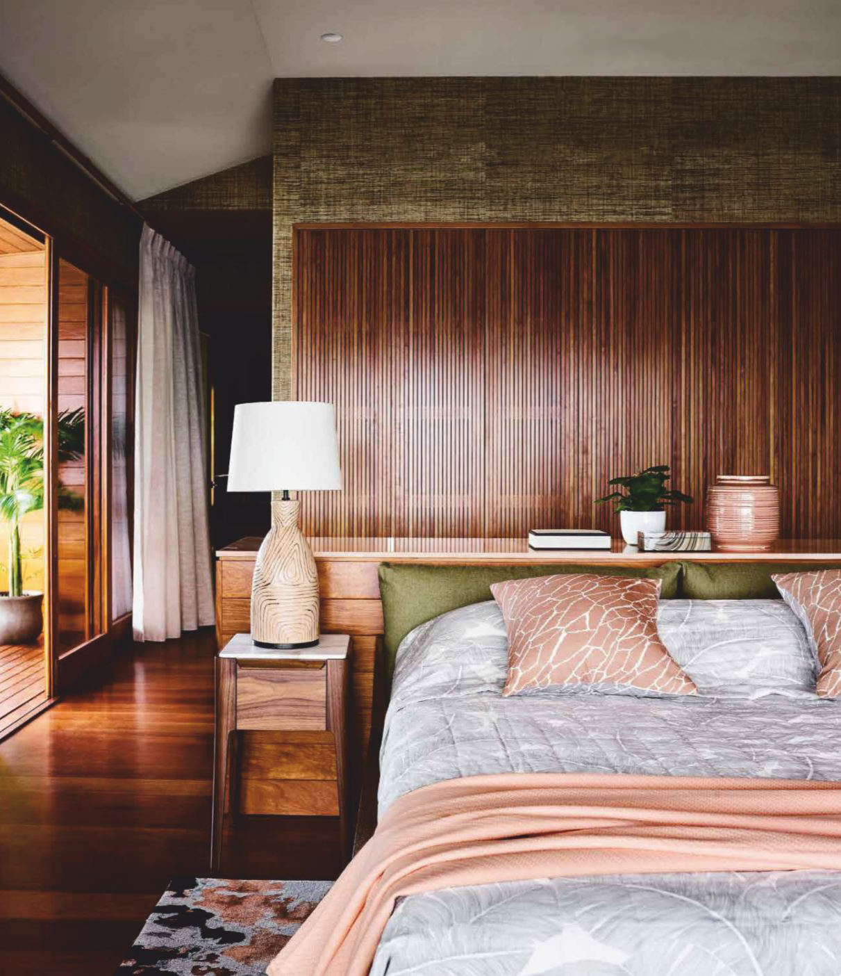 开云（中国） - 灯饰|台灯|办公家具|设计师家具|艾菲台灯