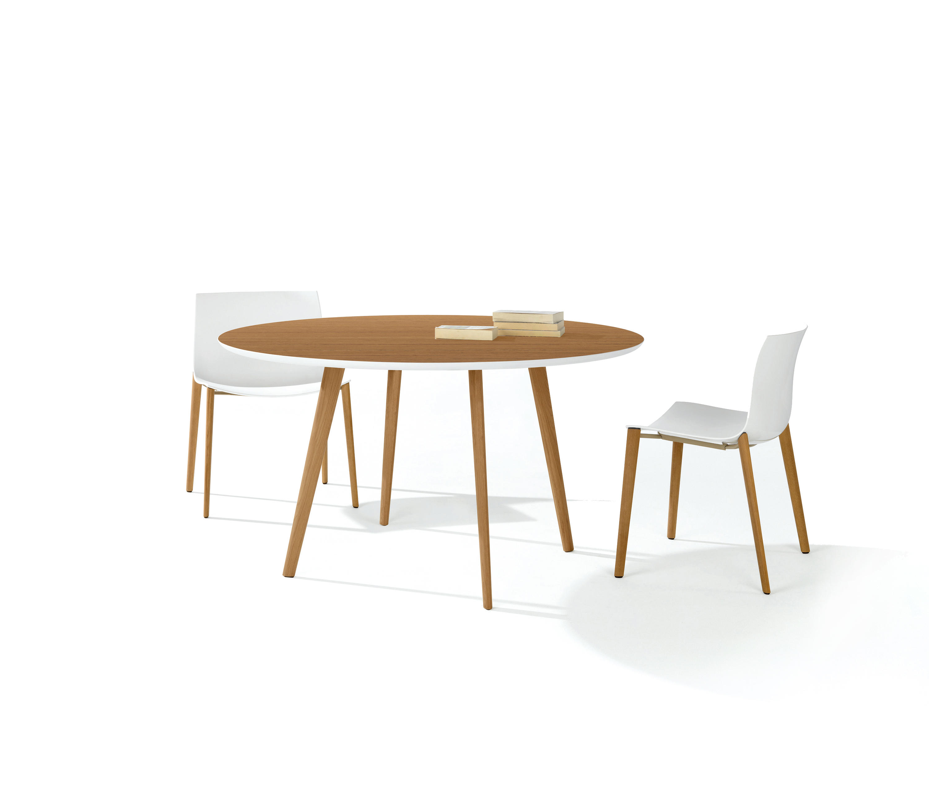 开云（中国） - 桌几|餐桌|办公家具|设计师家具|Gher 餐台/洽谈台