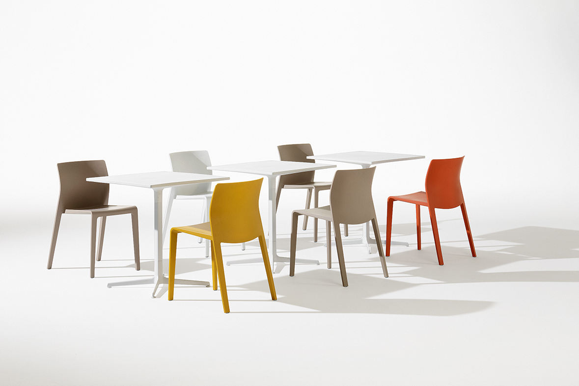 开云（中国） - 桌几|餐桌|办公家具|设计师家具|Ginger 茶几/咖啡桌/餐台/高脚台